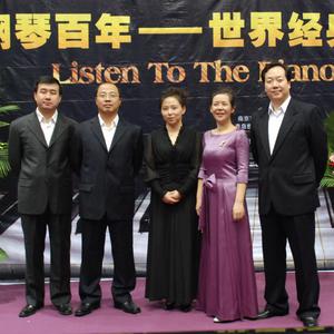 友田真希艳妇乳肉豪妇肉乳ⅩXX
